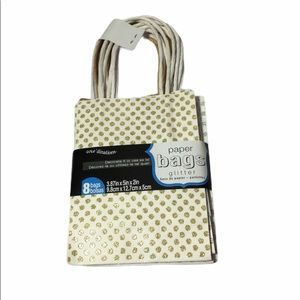 24 paper glitter bags, polka dot gift
